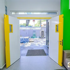 Dtyk - Room3 For 2pax @ Taman Taynton View, Cheras 吉隆坡